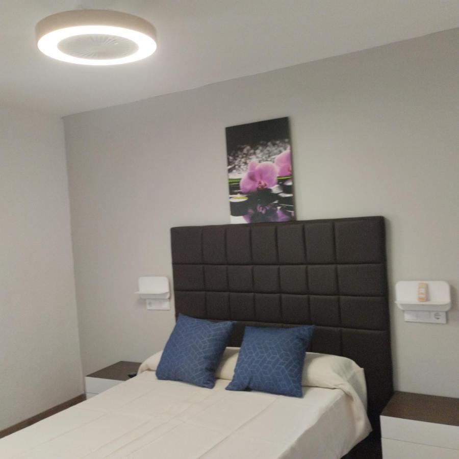 Las Palmeras Hotell Gijón Exteriör bild