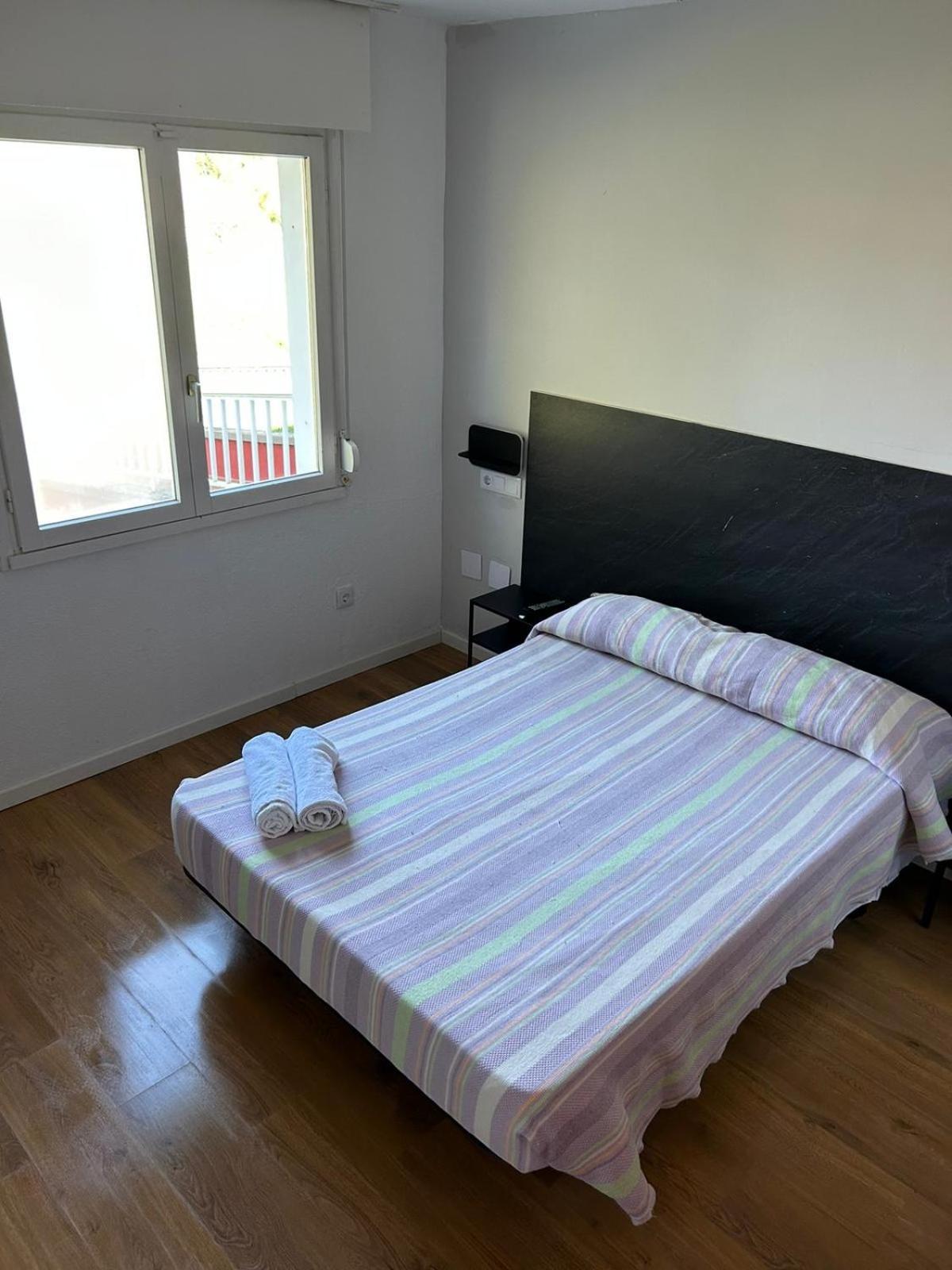 Las Palmeras Hotell Gijón Exteriör bild